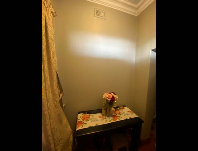 7 BEDROOM HOUSE FOR SALE IN SPRINGS CENTRAL
